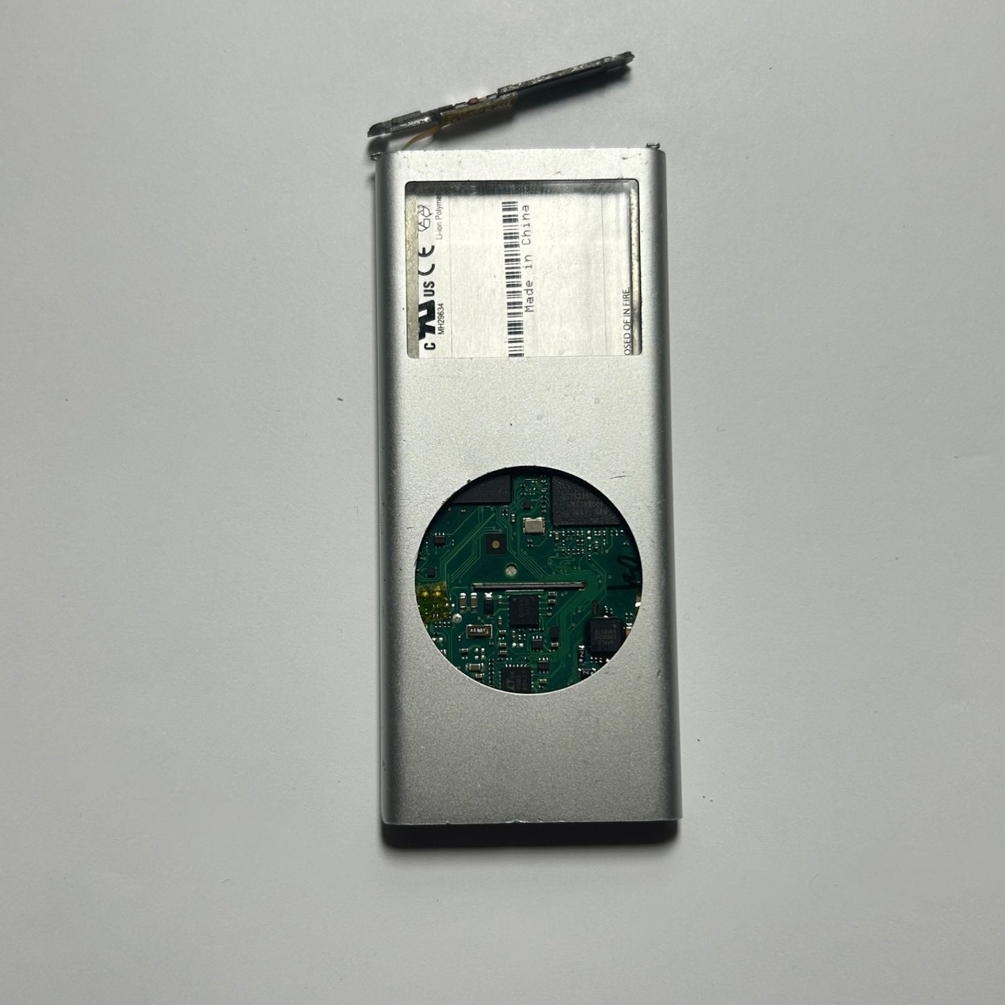 Apple iPod Nano 2GB Silver A1199 2nd Gen – Parts Only, Damaged