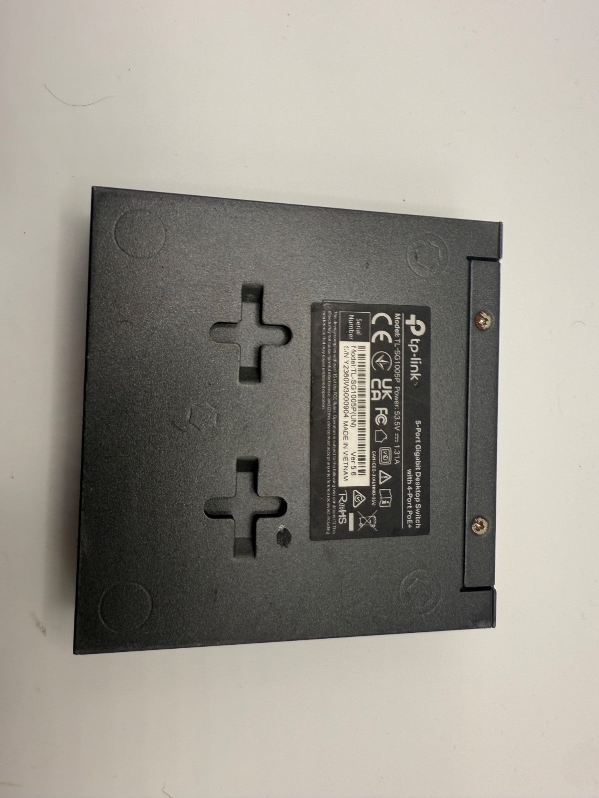 TP-Link TL-SG1005P 5-Port Gigabit Ethernet Switch (PARTS ONLY) WATER DAMAGE