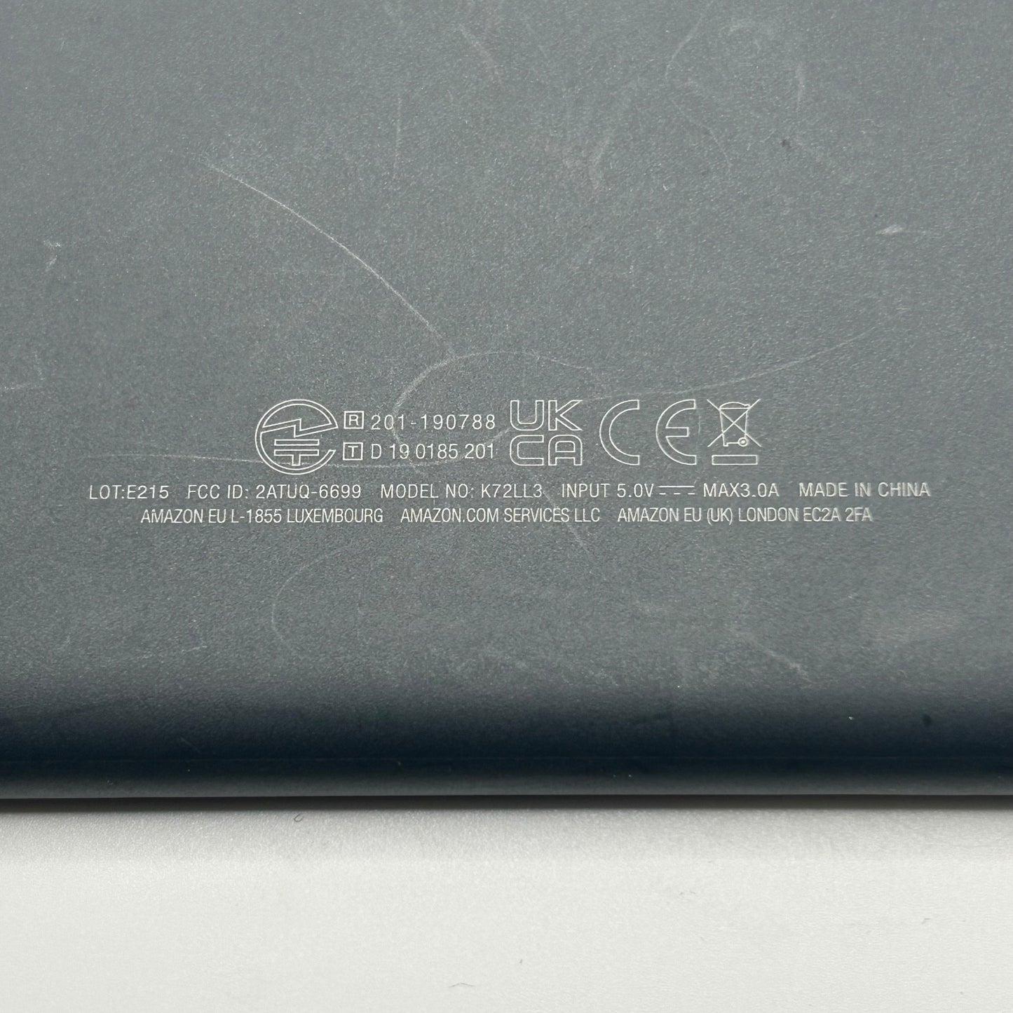 Amazon Fire 7 Tablet (9th Gen) 16GB Black K72LL3 – Cracked Screen