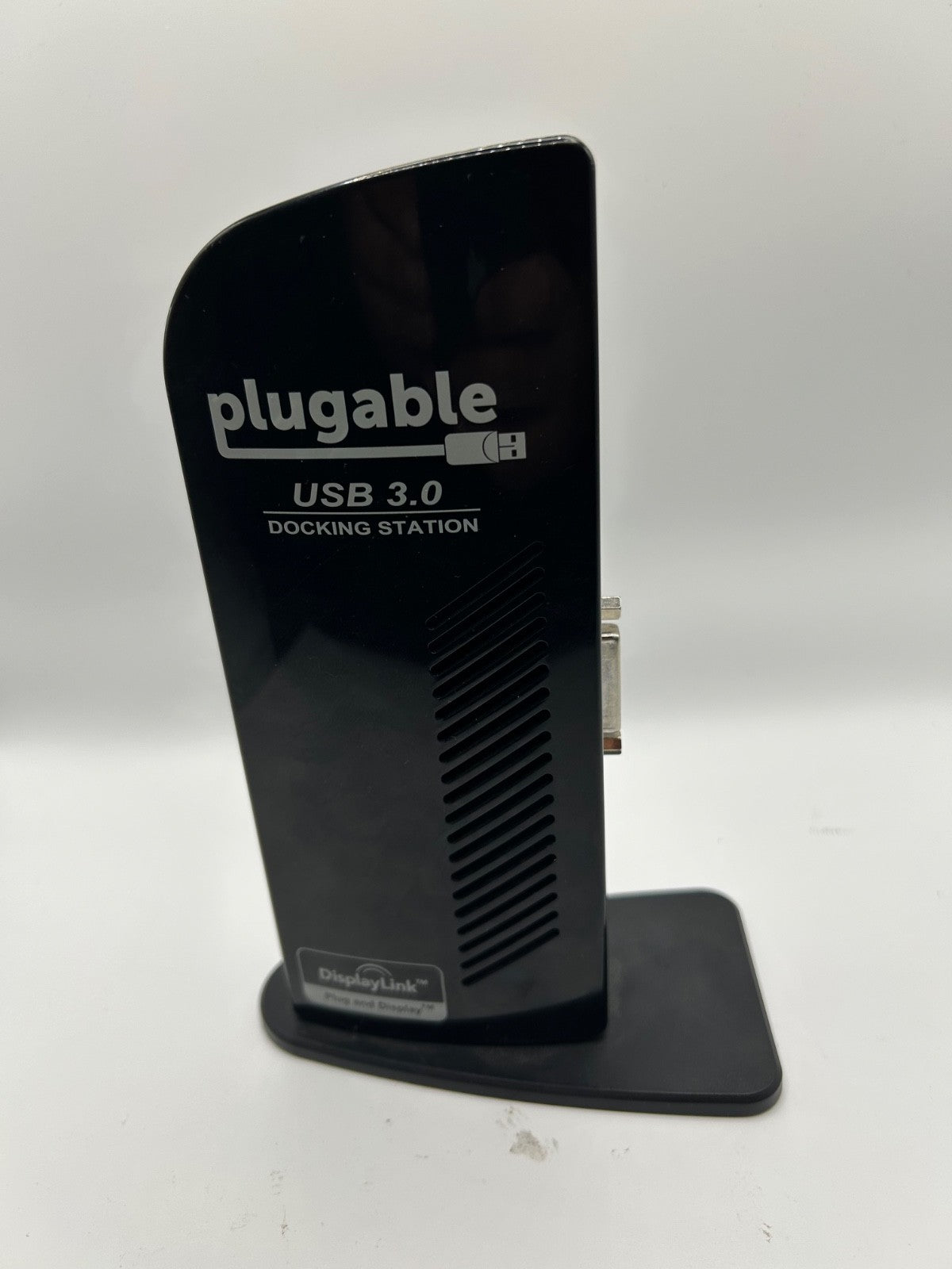 Plugable UD-3900 USB 3.0 Universal Docking Station w/ HDMI & DVI Ports