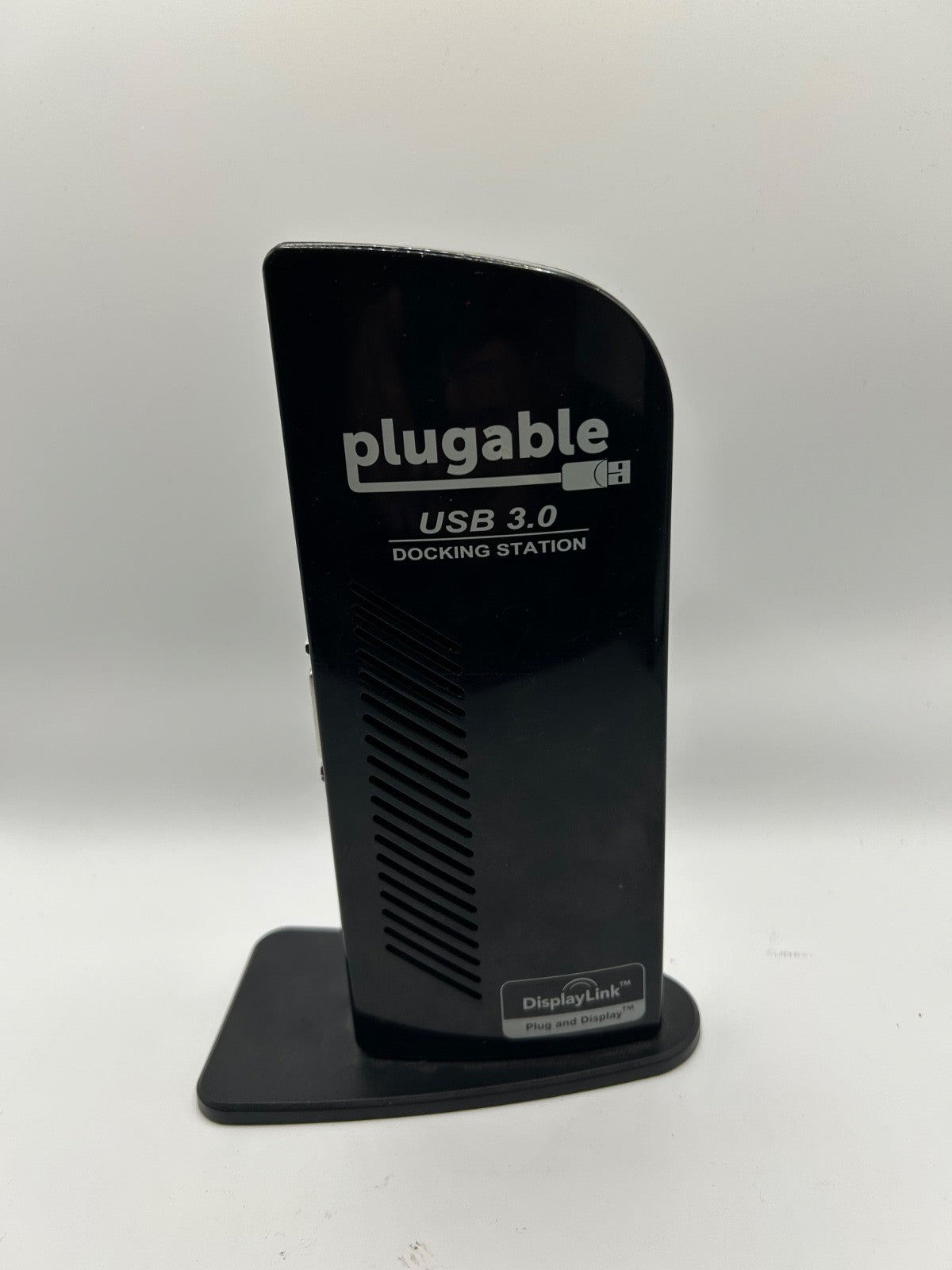 Plugable UD-3900 USB 3.0 Universal Docking Station w/ HDMI & DVI Ports