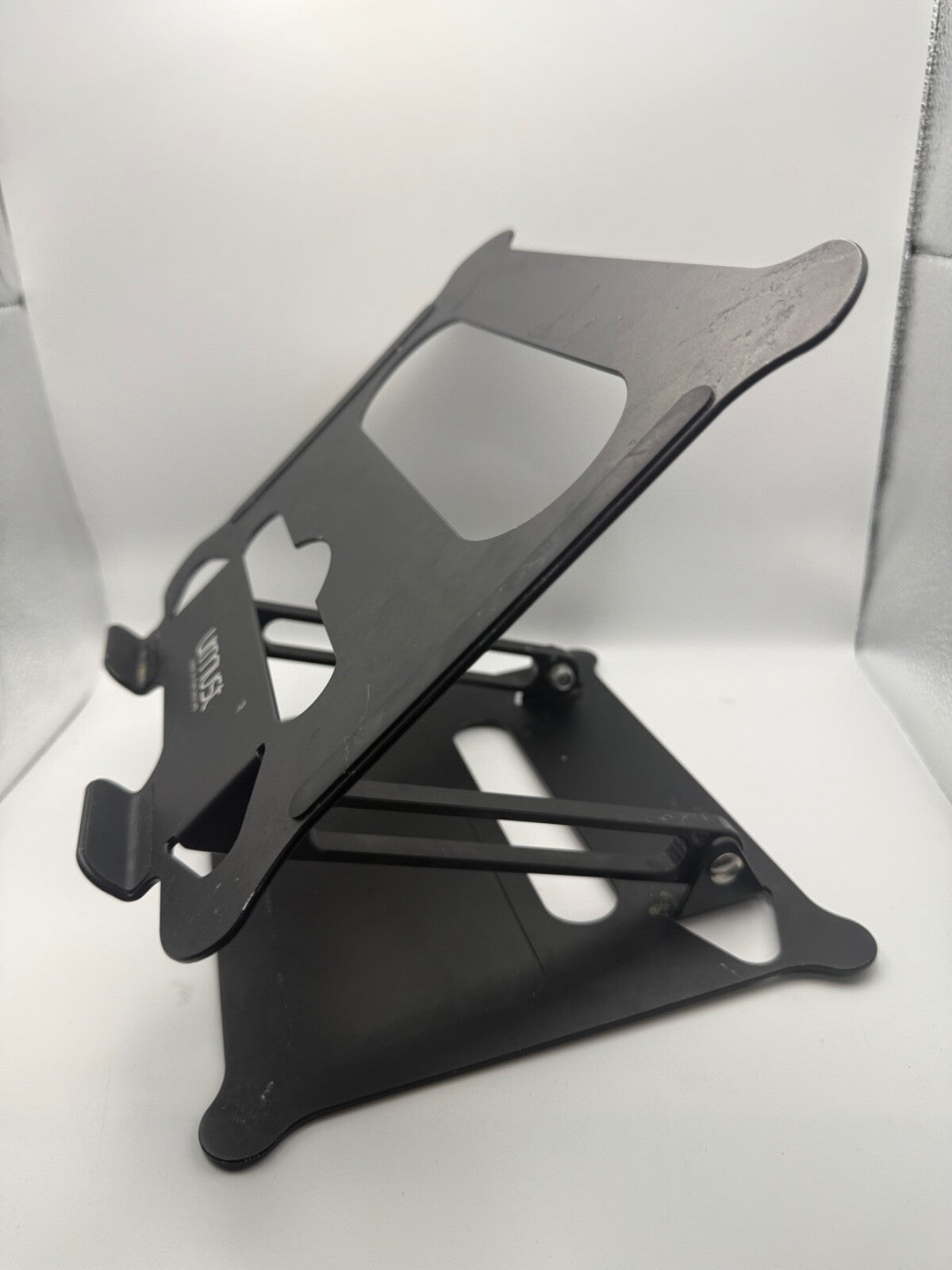 URMUST Aluminum Foldable Laptop Stand Holder Adjustable Portable Design Holder
