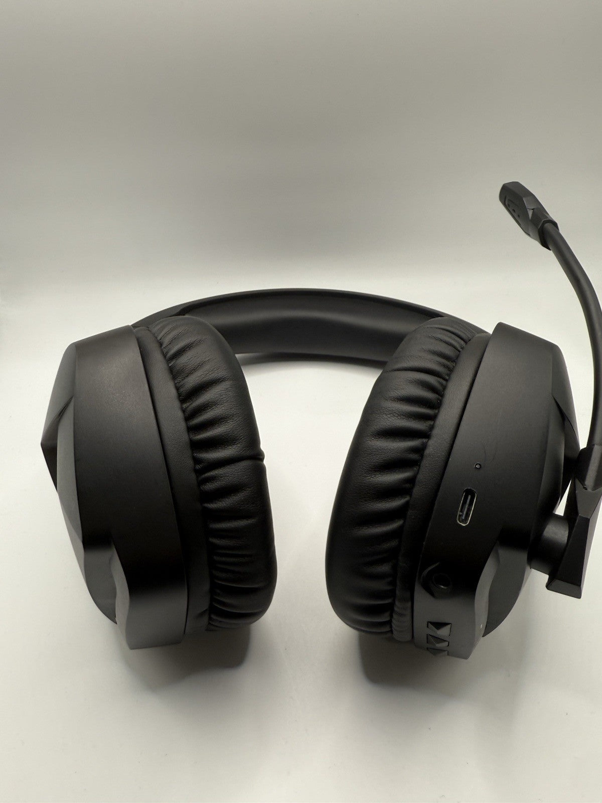 Binnune BW01 Bluetooth Wireless Bluetooth Gaming Headset