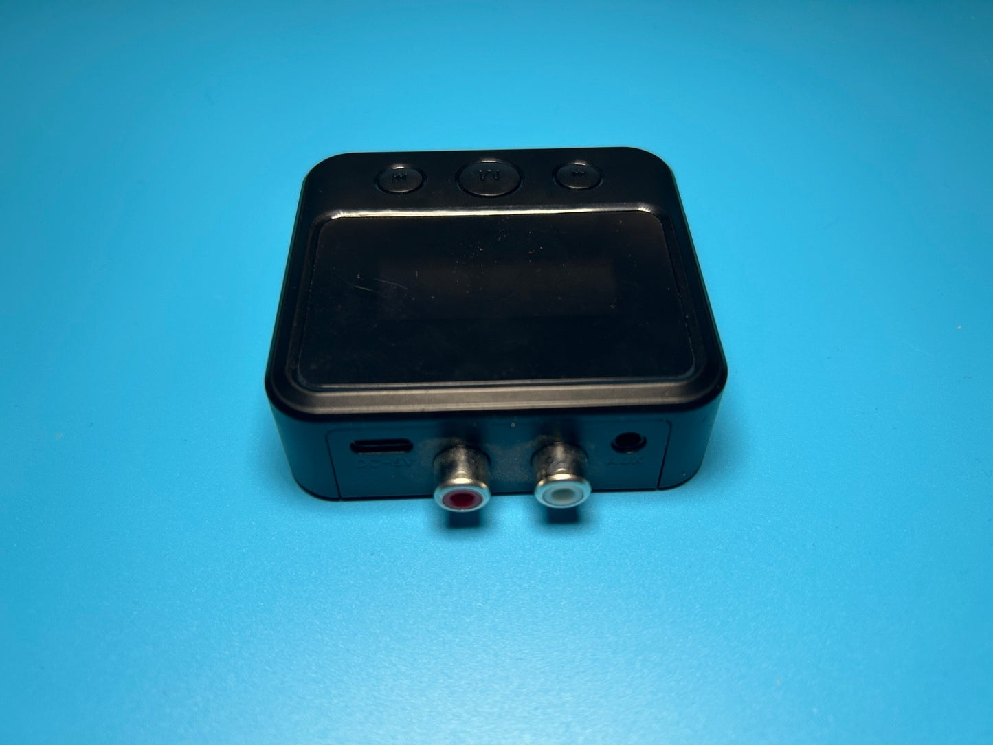 2-in-1 Bluetooth Audio Transmitter & Receiver Adapter w/ LCD – Tested