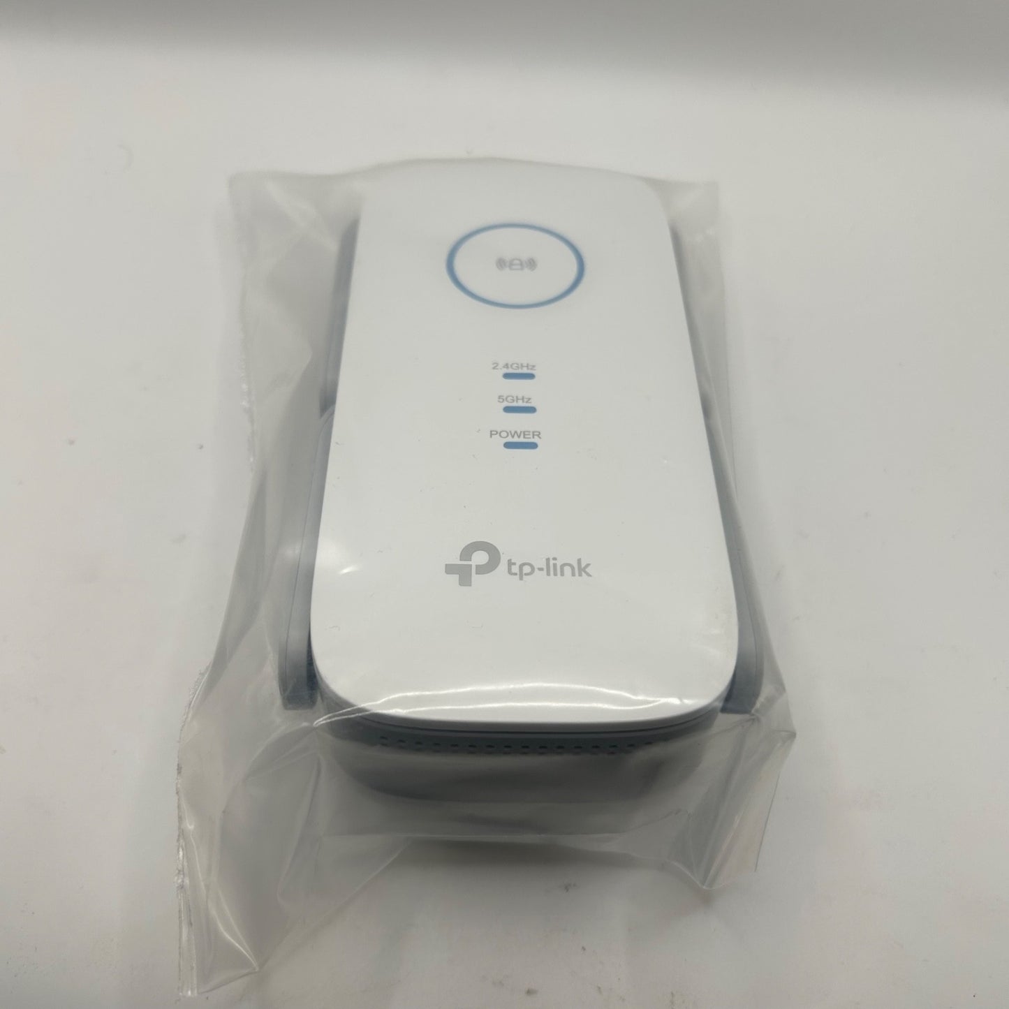 TP-Link AC2600 WiFi Range Extender (RE650) – Open Box