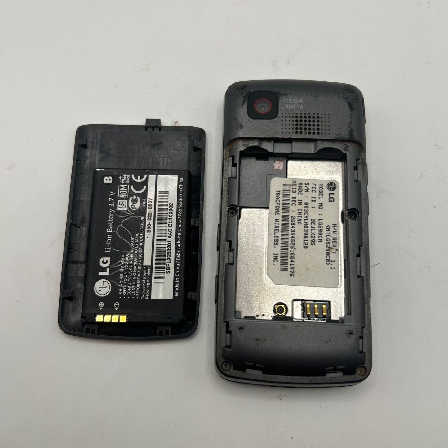 LG 290CM Slider Cell Phone – TracFone Wireless – Not Tested – For Parts/Repair
