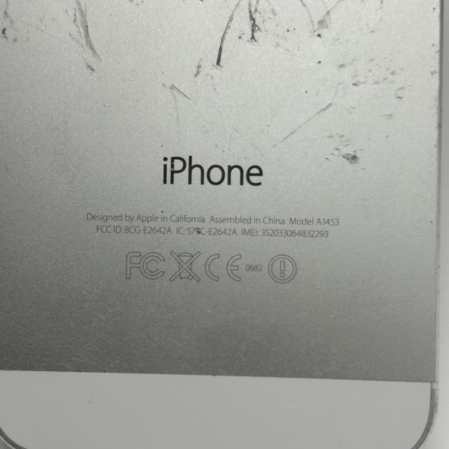 Apple iPhone 5s Silver 16GB Model A1453 – For Parts Only