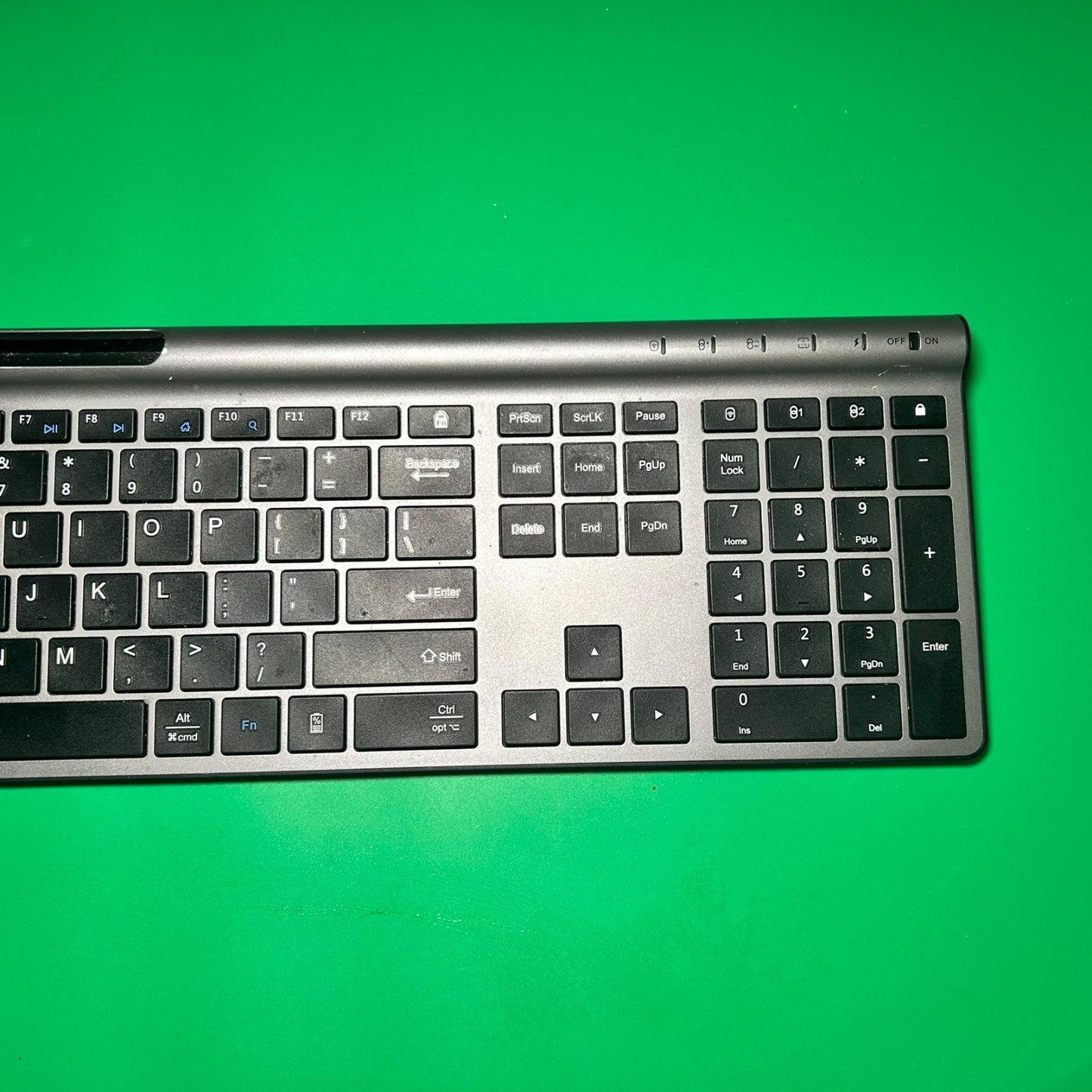 Wireless Bluetooth Keyboard HD306-3 Full Size w/ Numpad – Mac/Windows