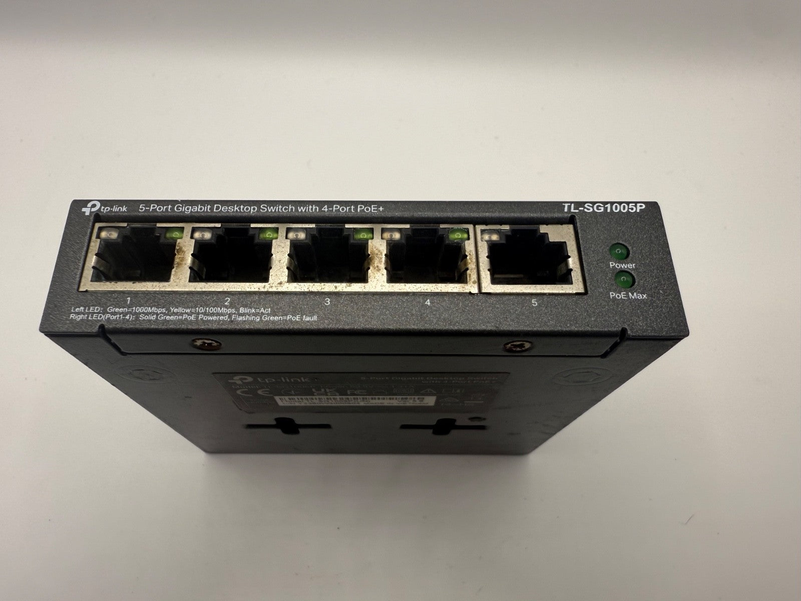 TP-Link TL-SG1005P 5-Port Gigabit Ethernet Switch (PARTS ONLY) WATER DAMAGE