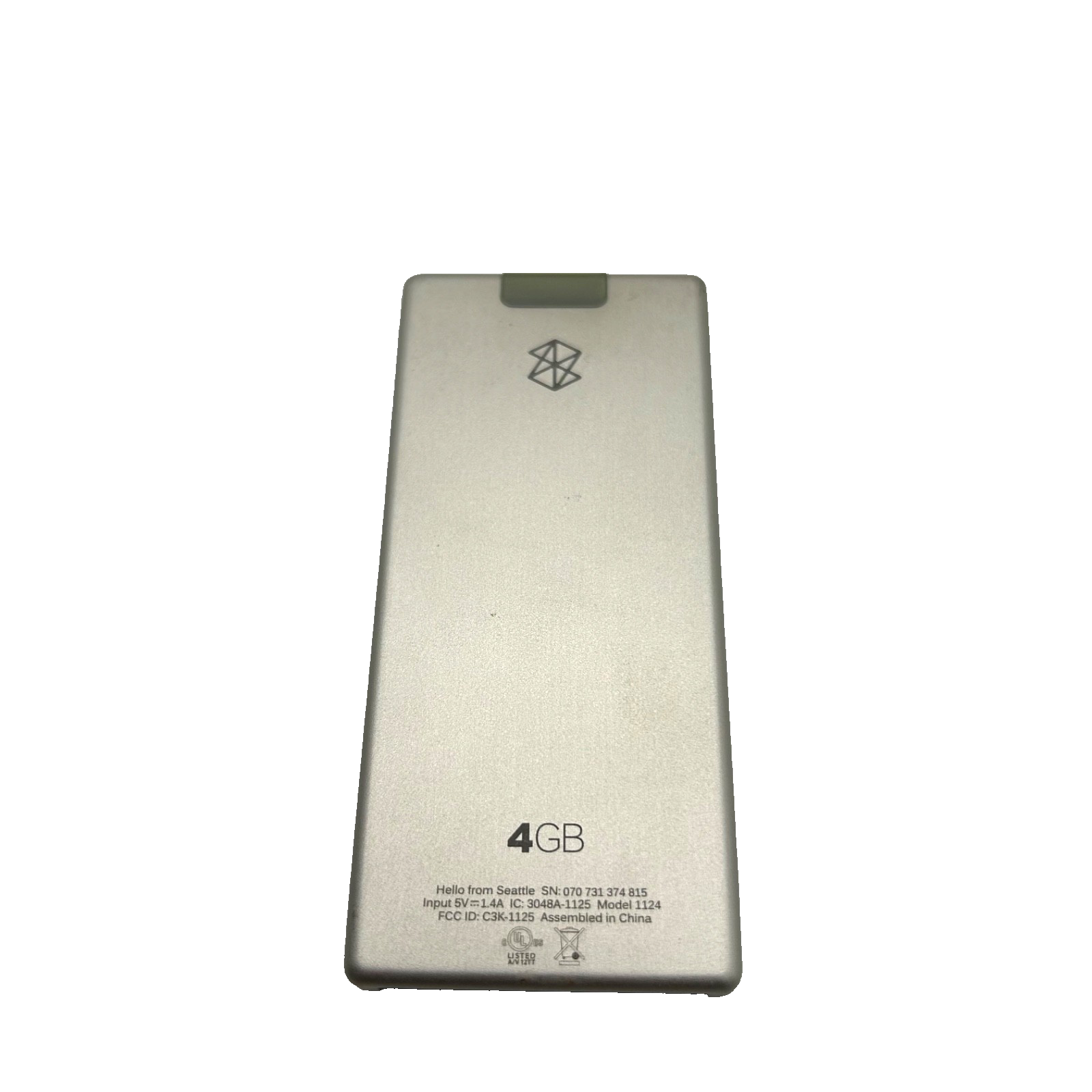 Microsoft Zune 4GB Digital Media Player Model 1124 – For Parts Only