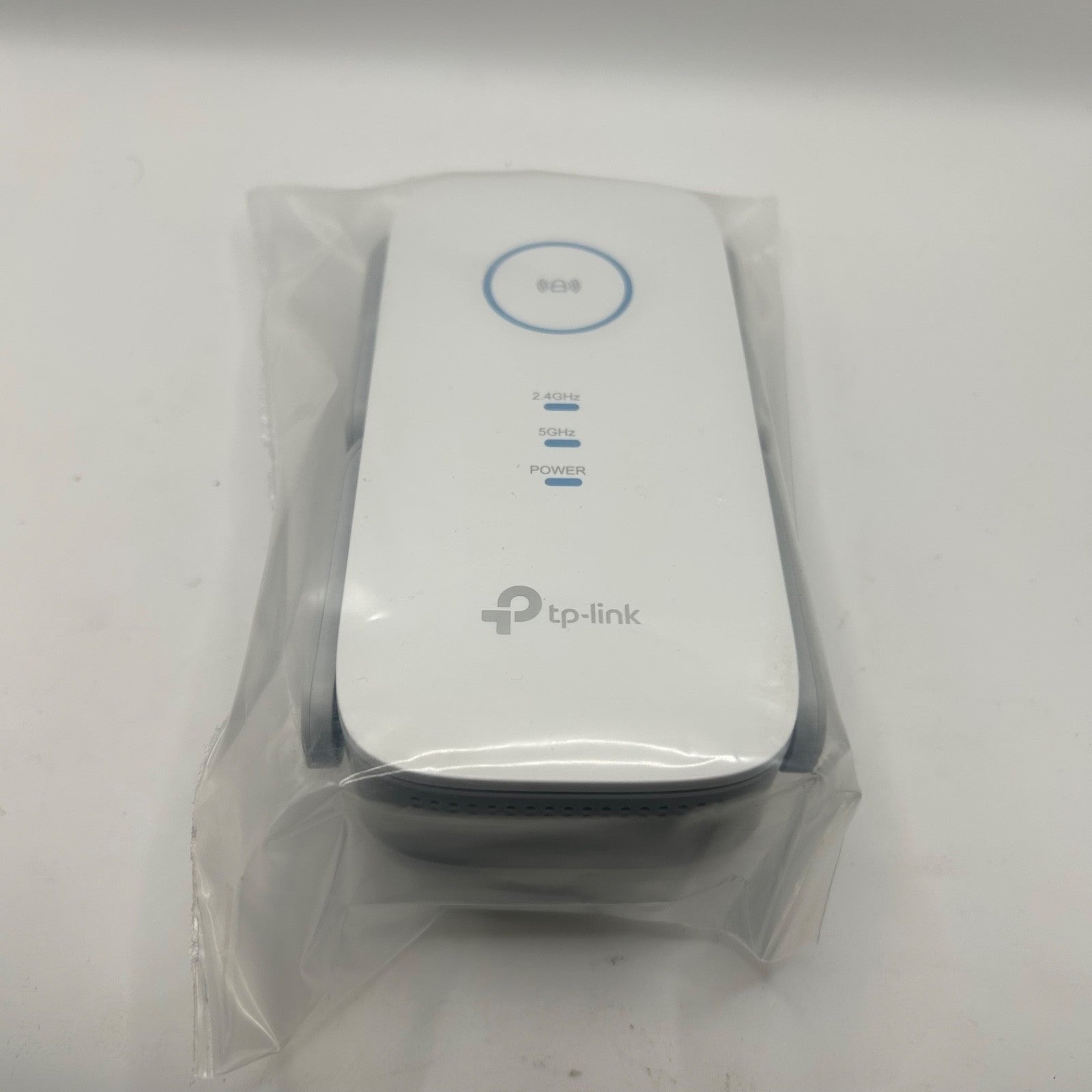TP-Link AC2600 WiFi Range Extender (RE650) – Open Box