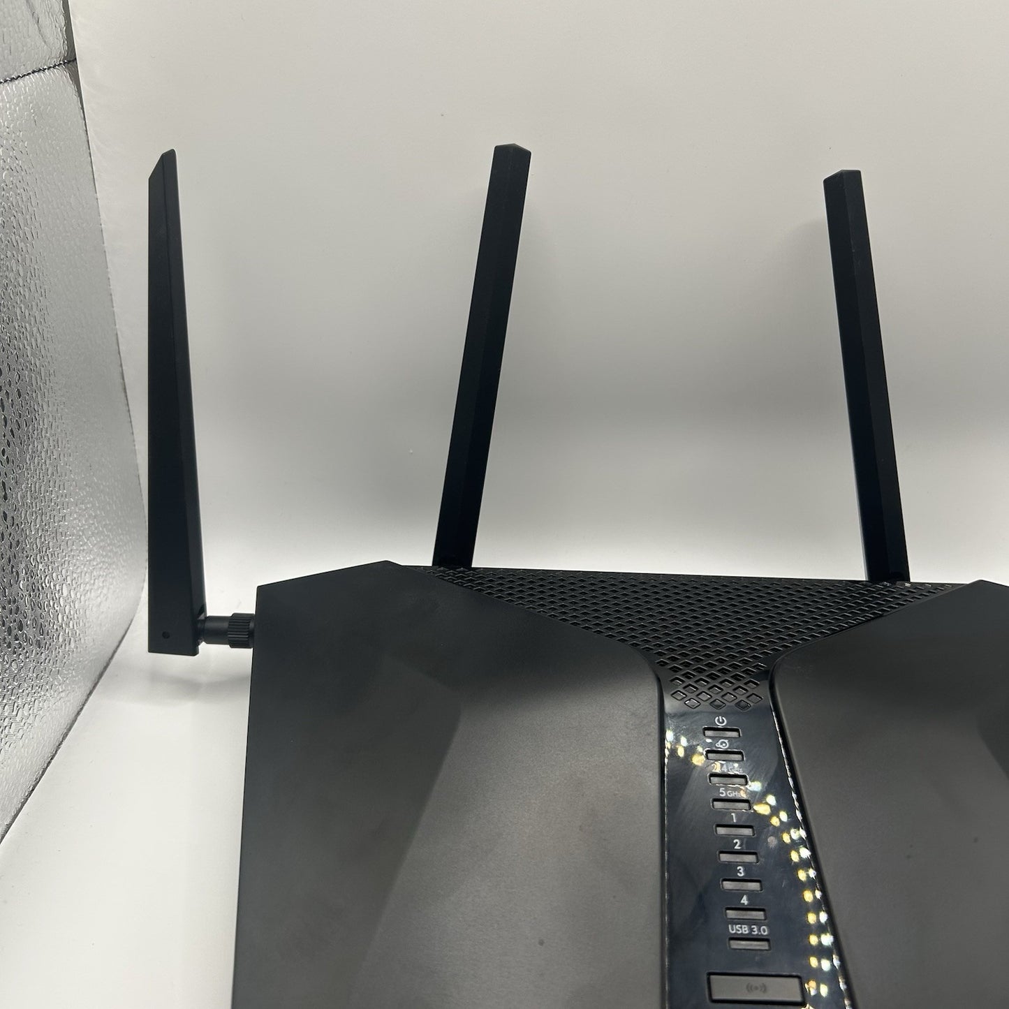 NETGEAR Nighthawk RAX54v2 AX5400 AX6 WiFi 6 Router – 6-Stream Gigabit