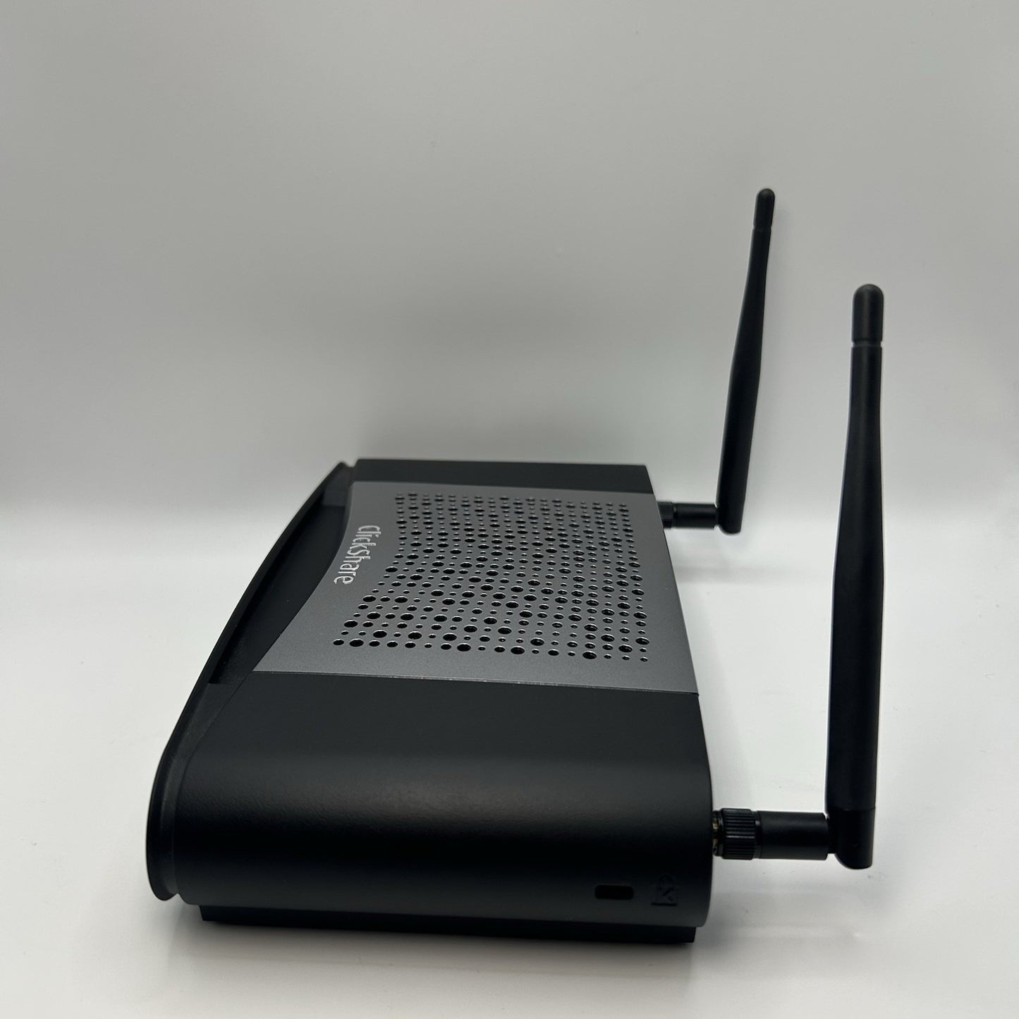 Barco ClickShare CSE-200 Wireless Presentation System R9861520