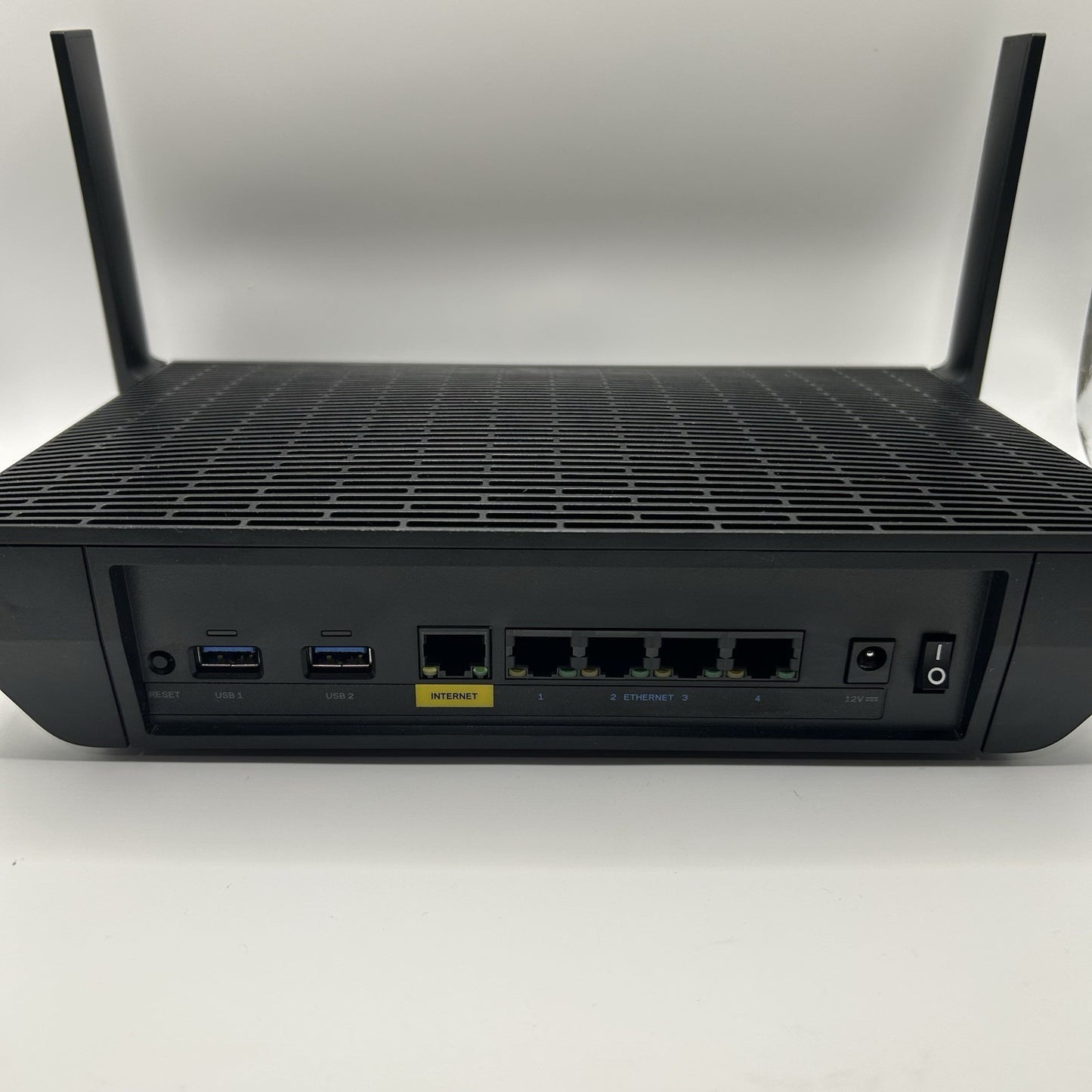 Linksys MR9600 WiFi 6 Mesh Router AX6000 Dual-Band 3000 Sq Ft Coverage